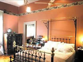 Buxton Manor - George Lowe Esquire Apartment - Stayed 2